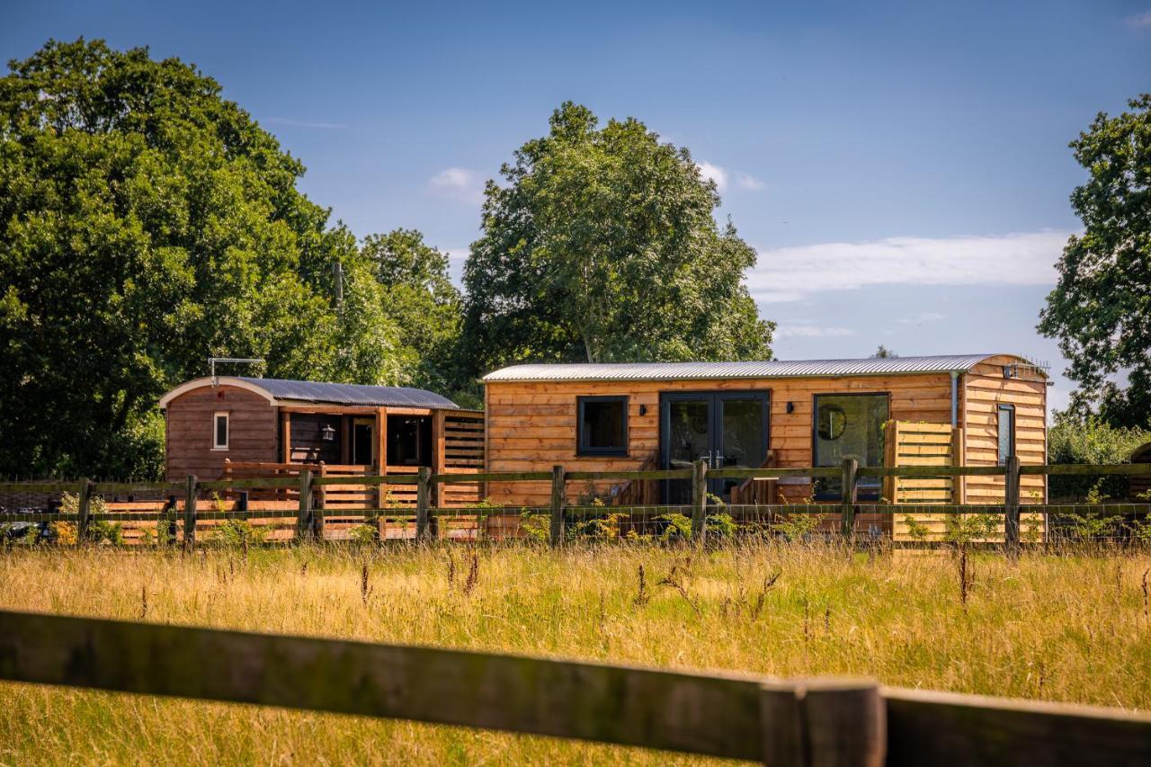 Hotel Abberley Shepherds Hut - Ockeridge Rural Retreats à Wichenford Extérieur photo