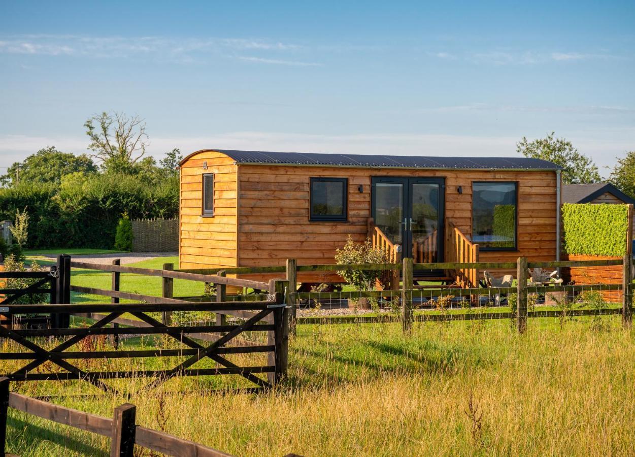 Hotel Abberley Shepherds Hut - Ockeridge Rural Retreats à Wichenford Extérieur photo