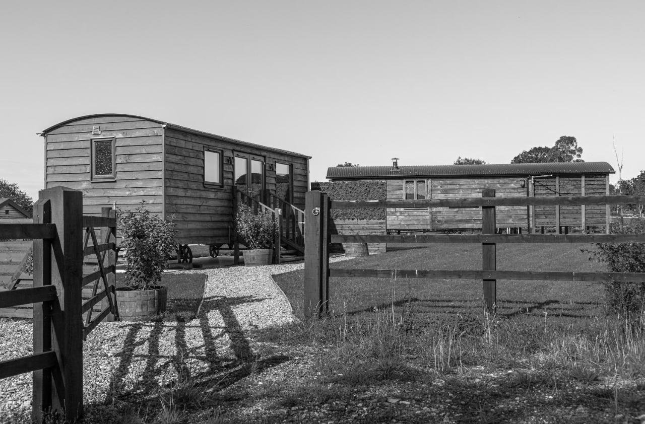 Hotel Abberley Shepherds Hut - Ockeridge Rural Retreats à Wichenford Extérieur photo