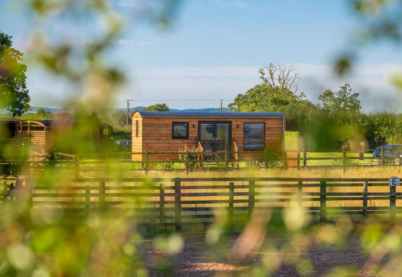 Hotel Abberley Shepherds Hut - Ockeridge Rural Retreats à Wichenford Extérieur photo