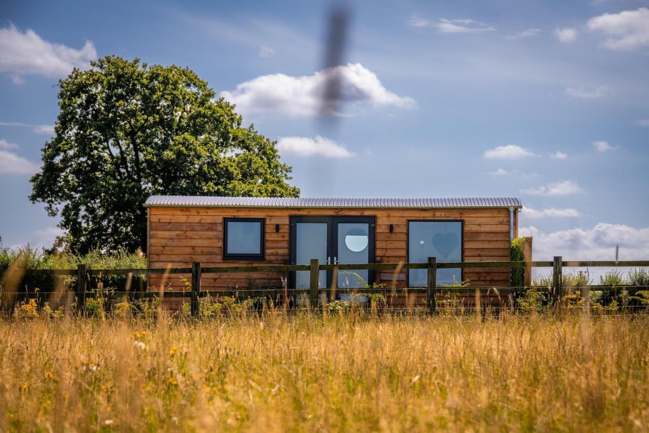 Hotel Abberley Shepherds Hut - Ockeridge Rural Retreats à Wichenford Extérieur photo